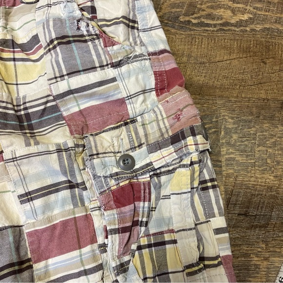 VTG Y2K Hollister Cargo Shorts Men 30 Madras Plaid PatchWork Button Fly Distress - Picture 4 of 9